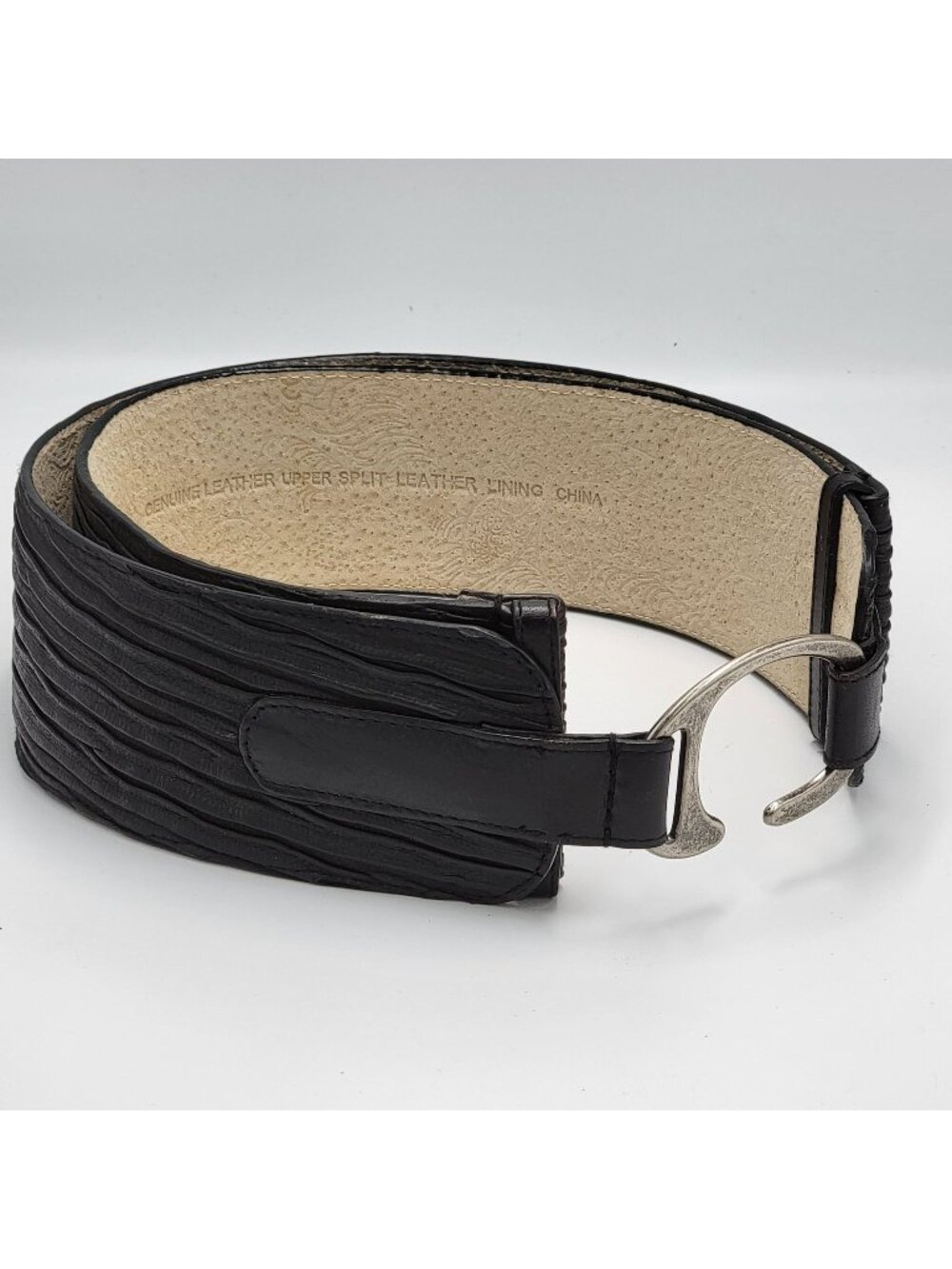 Black Embossed Leather Belt With Silver-Tone Horseshoe Buckle Adjustable Design